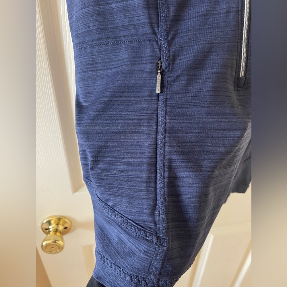 Athleta tank top • Women’s size small - Picture 2 of 7